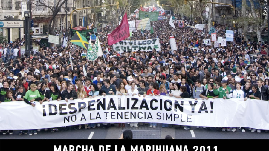 global-marijuana-march-2011-argentina-buenos-aires.jpg