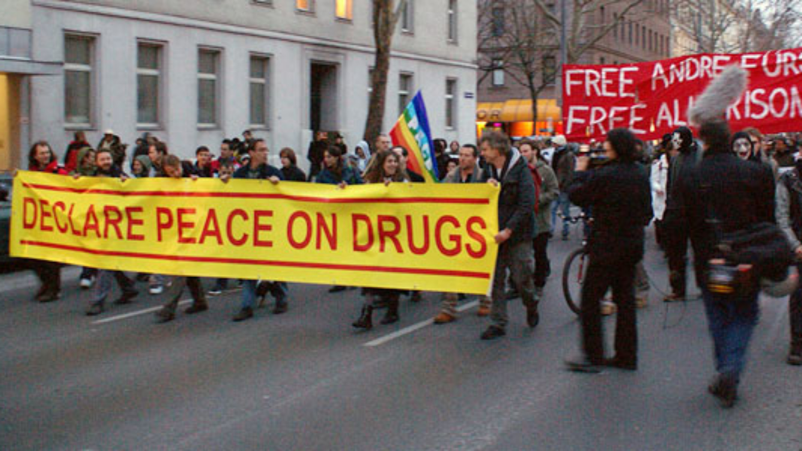 demov2-2.jpg