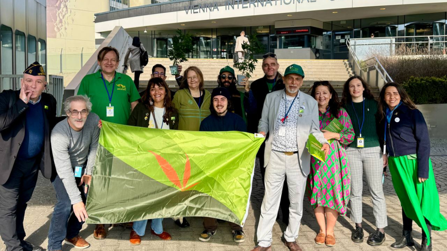 ENCOD demonstration CND69 French Dutch Paradox